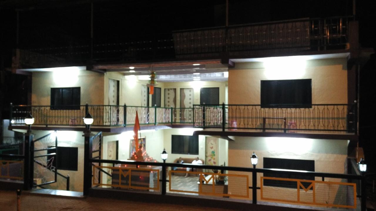 Hotel Madhumalti Matheran Zewnętrze zdjęcie